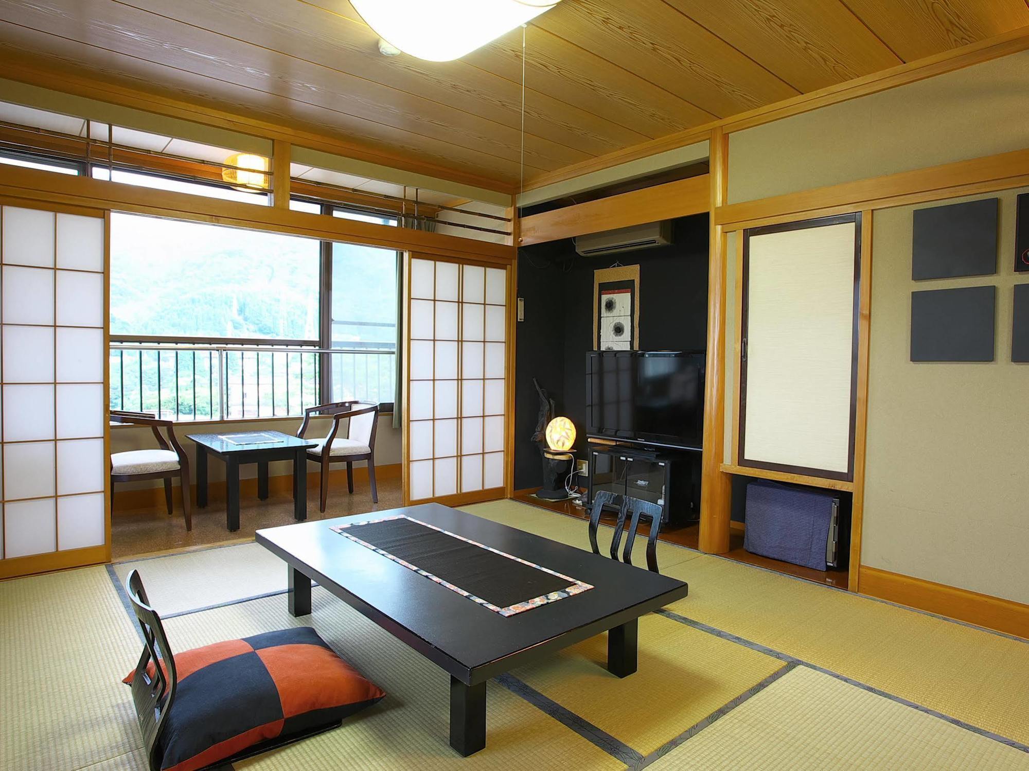 Ryokan Marukyo Fujiwara Exterior photo